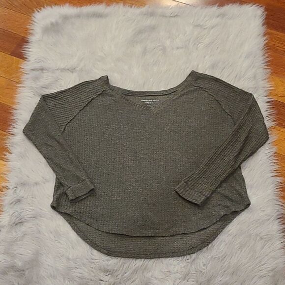 American eagle outfitters forest green soft and sexy plush long sleeve shirt - Picture 1 of 4